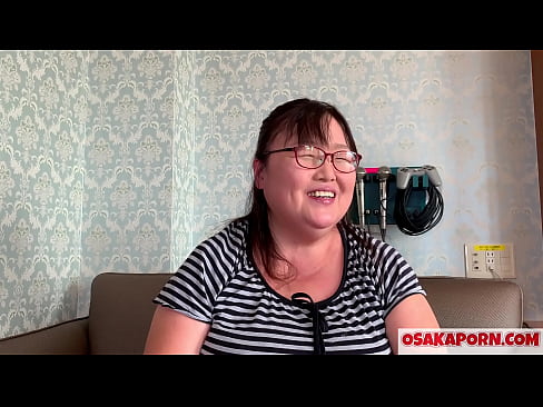 ❤️ Ama japoniar lodiak bere titi erraldoiak erakusten ditu eta sexu jostailu batekin gozatzen du. 51 urteko ama asiar batek bere sexu-esperientziaz hitz egiten du. Yukiko 1 OSAKAPORN milf gantz Sluts gugan ❌
